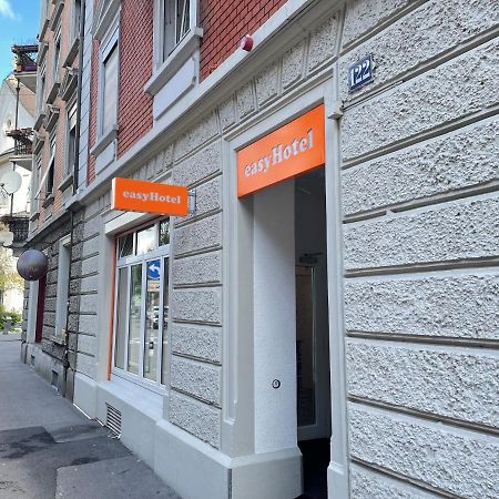 Easyhotel Zuerich Limmatplatz Eksteriør bilde